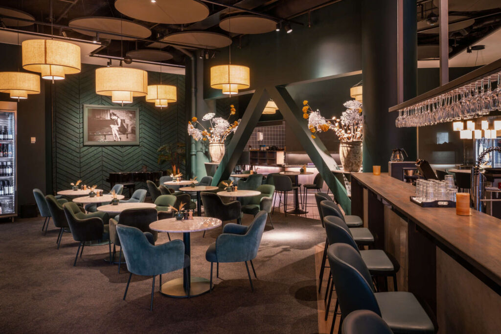 West Coast restaurant